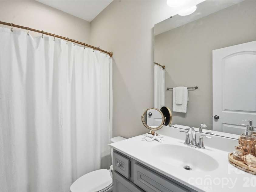 1621 Afton Way, Fort Mill, SC 29708.  MLS# CAR4406991, YatesRealty ID 43512. 