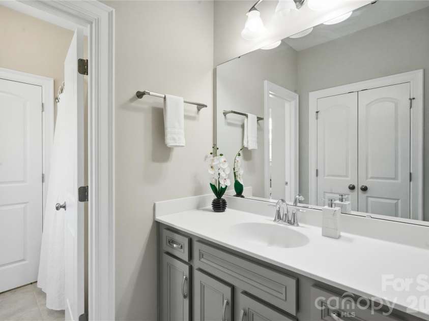 1621 Afton Way, Fort Mill, SC 29708.  MLS# CAR4406991, YatesRealty ID 43512. 
