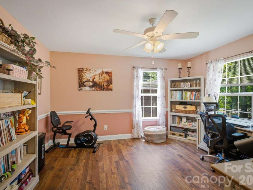802 White Oaks Circle, Monroe, NC 28112.  MLS# CAR4404556, YatesRealty ID 43513. 