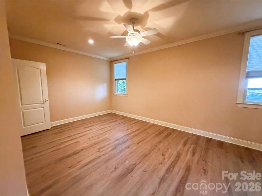 142 Canterbury Crossing, Fort Mill, SC 29708.  MLS# CAR4372105, YatesRealty ID 43516. 