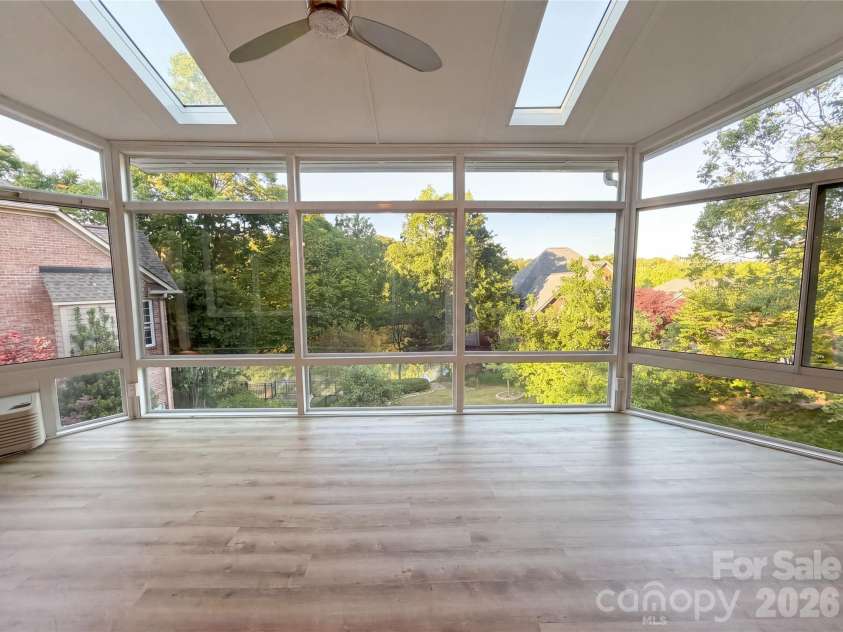 142 Canterbury Crossing, Fort Mill, SC 29708.  MLS# CAR4372105, YatesRealty ID 43516. 