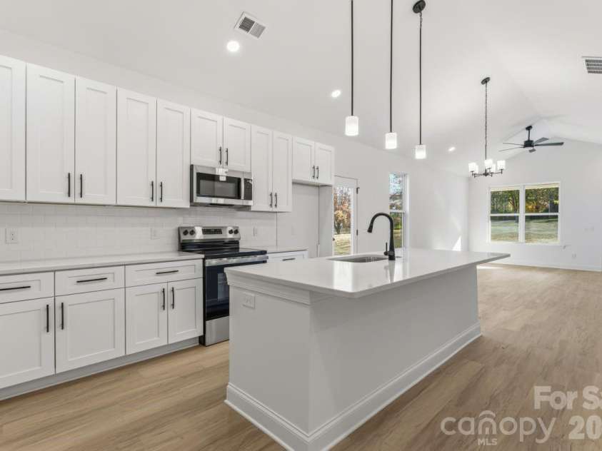 1216 Waterford Drive, Lincolnton, NC 28092.  MLS# CAR4324476, YatesRealty ID 4352. 