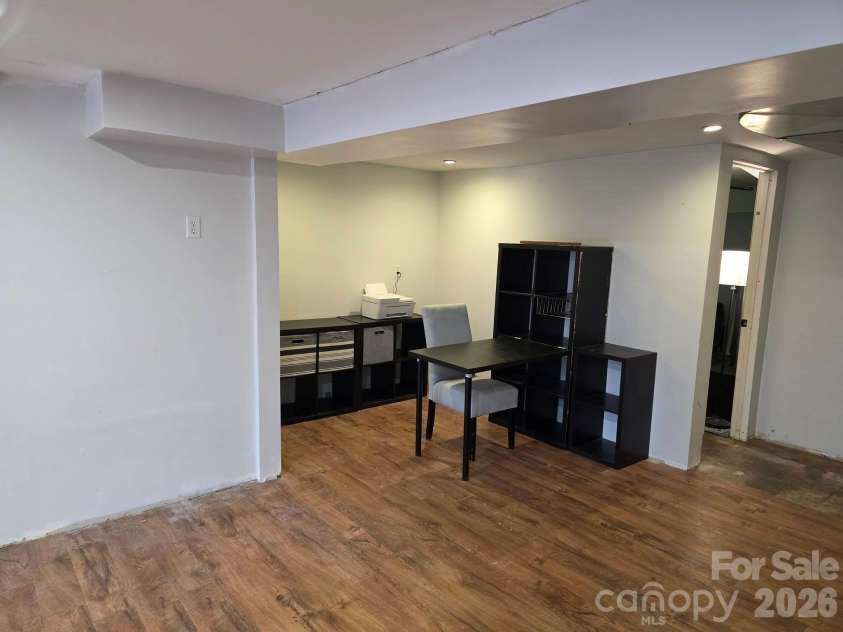 3 Forest Drive, Lexington, NC 27292.  MLS# CAR4342487, YatesRealty ID 4352. 