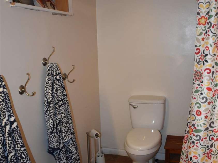 3 Forest Drive, Lexington, NC 27292.  MLS# CAR4342487, YatesRealty ID 4352. 