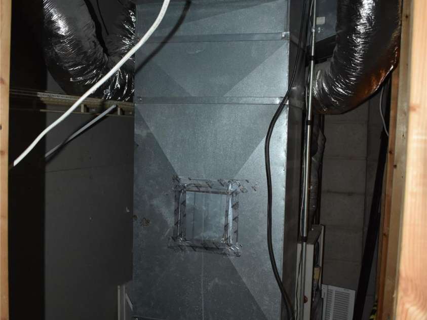 3 Forest Drive, Lexington, NC 27292.  MLS# CAR4342487, YatesRealty ID 4352. 