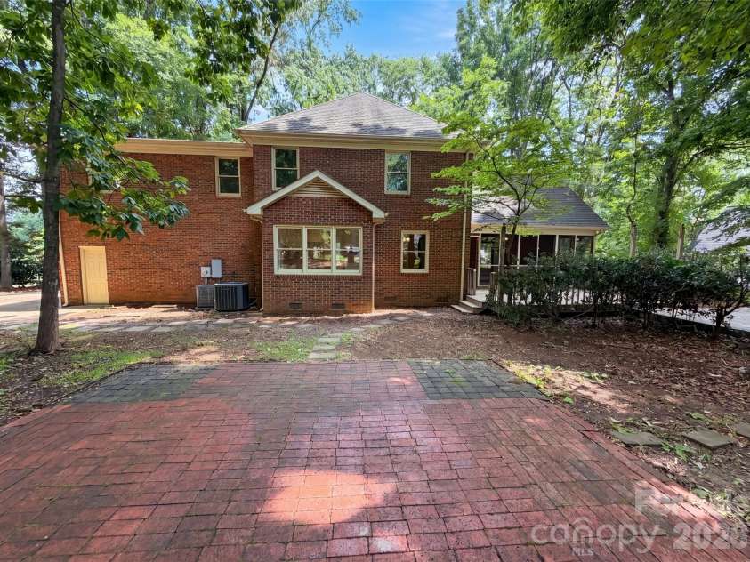 1711 Hickory Ridge Road, Rock Hill, SC 29732.  MLS# CAR4407756, YatesRealty ID 43520. 