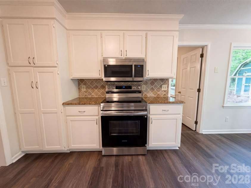 1711 Hickory Ridge Road, Rock Hill, SC 29732.  MLS# CAR4407756, YatesRealty ID 43520. 