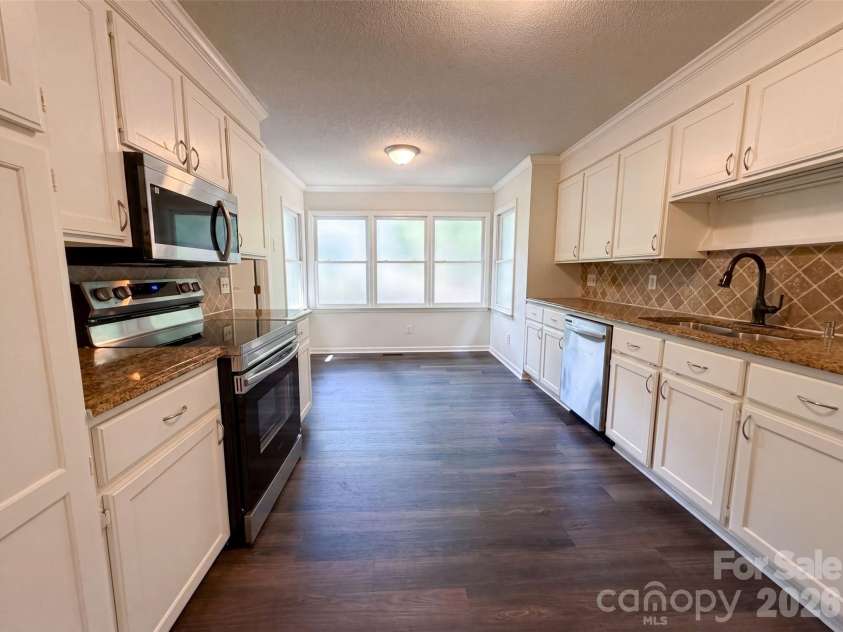 1711 Hickory Ridge Road, Rock Hill, SC 29732.  MLS# CAR4407756, YatesRealty ID 43520. Staged Photo