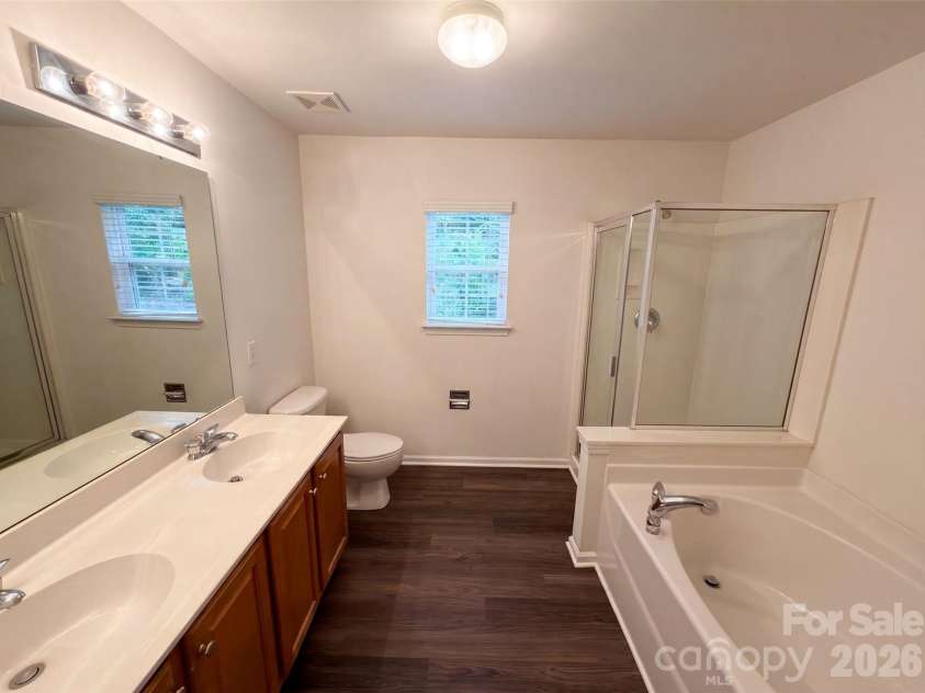 17240 Westmill Lane, Charlotte, NC 28277.  MLS# CAR4408451, YatesRealty ID 43522. 