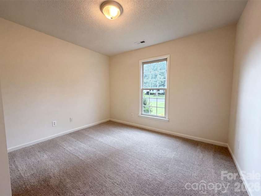 2017 Bristol Parkway, Rock Hill, SC 29732.  MLS# CAR4408474, YatesRealty ID 43523. 