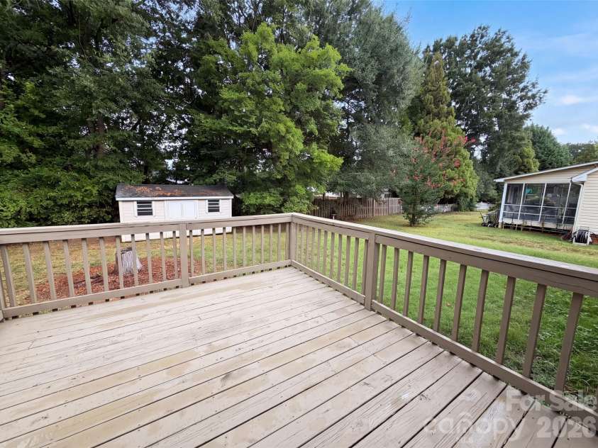 2017 Bristol Parkway, Rock Hill, SC 29732.  MLS# CAR4408474, YatesRealty ID 43523. 