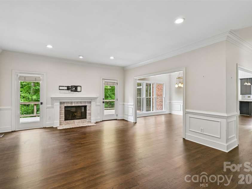 5609 Camilla Drive, Charlotte, NC 28226.  MLS# CAR4408477, YatesRealty ID 43524. 