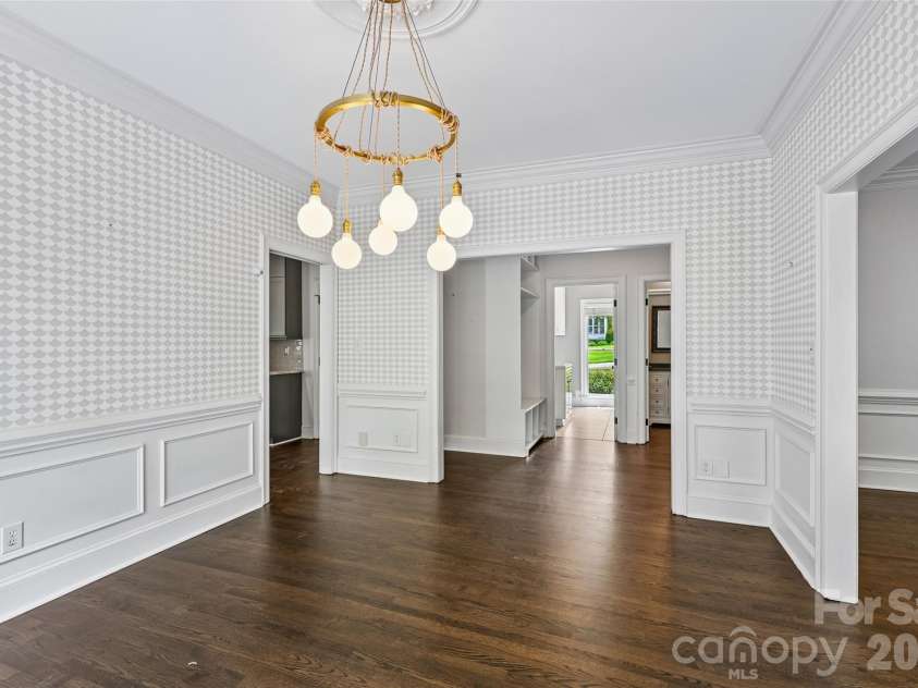 5609 Camilla Drive, Charlotte, NC 28226.  MLS# CAR4408477, YatesRealty ID 43524. 