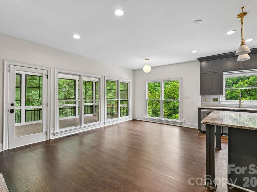 5609 Camilla Drive, Charlotte, NC 28226.  MLS# CAR4408477, YatesRealty ID 43524. 
