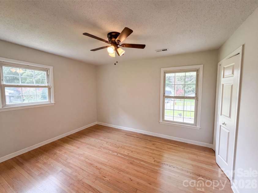529 Timberlane Drive, Mount Holly, NC 28120.  MLS# CAR4409288, YatesRealty ID 43525. 