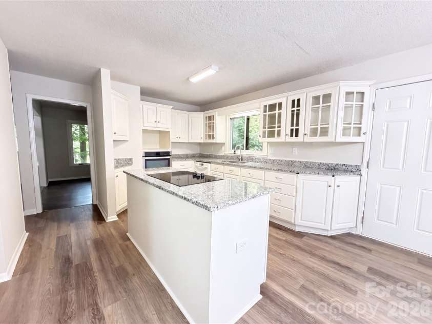 7210 Apple Creek Drive, Charlotte, NC 28227.  MLS# CAR4409706, YatesRealty ID 43528. 