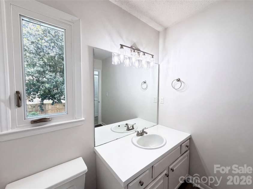 7210 Apple Creek Drive, Charlotte, NC 28227.  MLS# CAR4409706, YatesRealty ID 43528. 