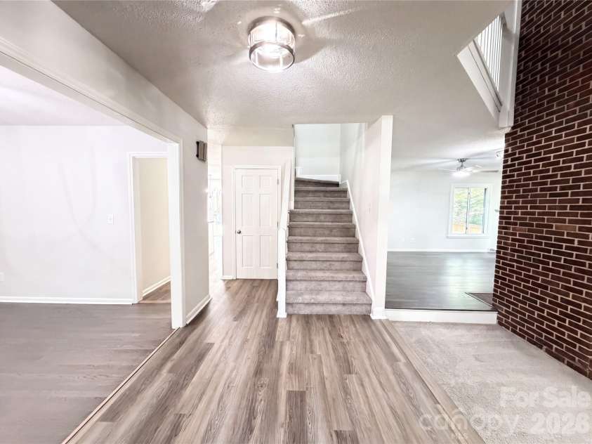 7210 Apple Creek Drive, Charlotte, NC 28227.  MLS# CAR4409706, YatesRealty ID 43528. 