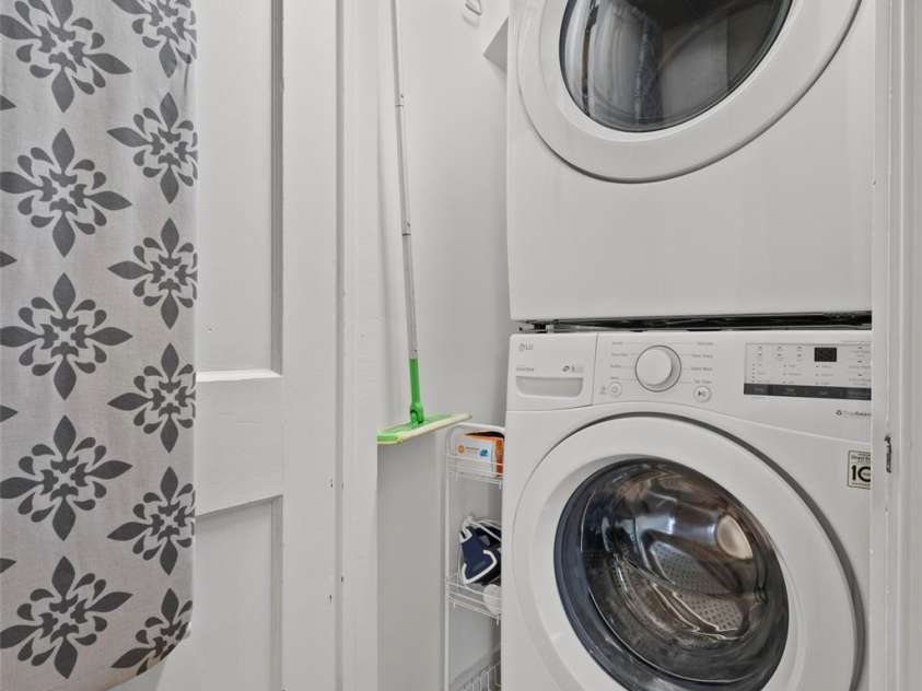 580 Maple Street, Brevard, NC 28712.  MLS# CAR4288715, YatesRealty ID 4353. 