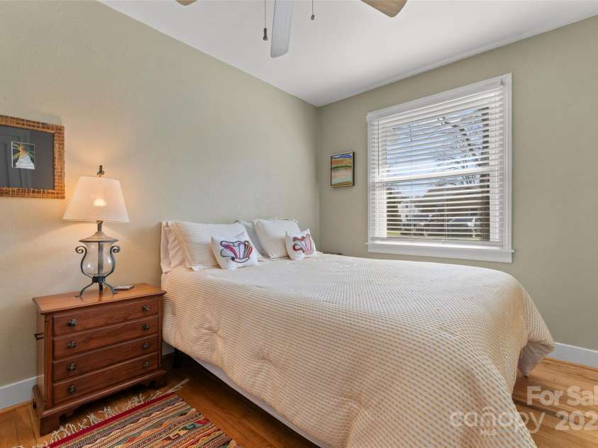 580 Maple Street, Brevard, NC 28712.  MLS# CAR4288715, YatesRealty ID 4353. 