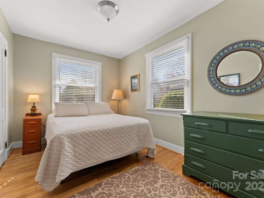 580 Maple Street, Brevard, NC 28712.  MLS# CAR4288715, YatesRealty ID 4353. 