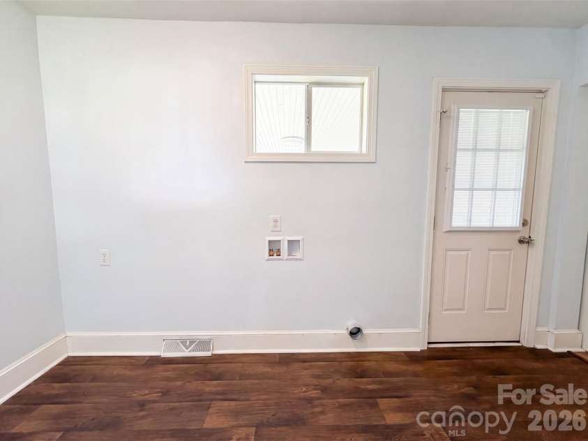 1605 Auten Road, Gastonia, NC 28054.  MLS# CAR4409816, YatesRealty ID 43530. 