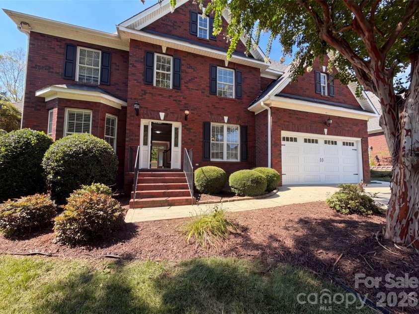 114 Stirling Heights Lane, Fort Mill, SC 29715.  MLS# CAR4411144, YatesRealty ID 43531. 