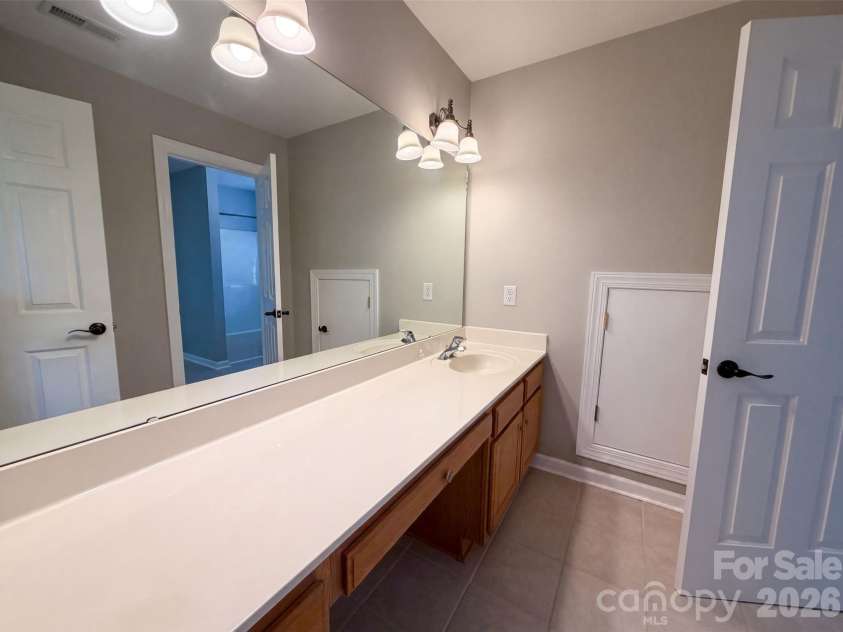 114 Stirling Heights Lane, Fort Mill, SC 29715.  MLS# CAR4411144, YatesRealty ID 43531. 