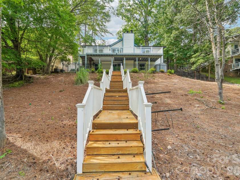 7022 Chelsea Day Lane, Fort Mill, SC 29708.  MLS# CAR4411409, YatesRealty ID 43534. 