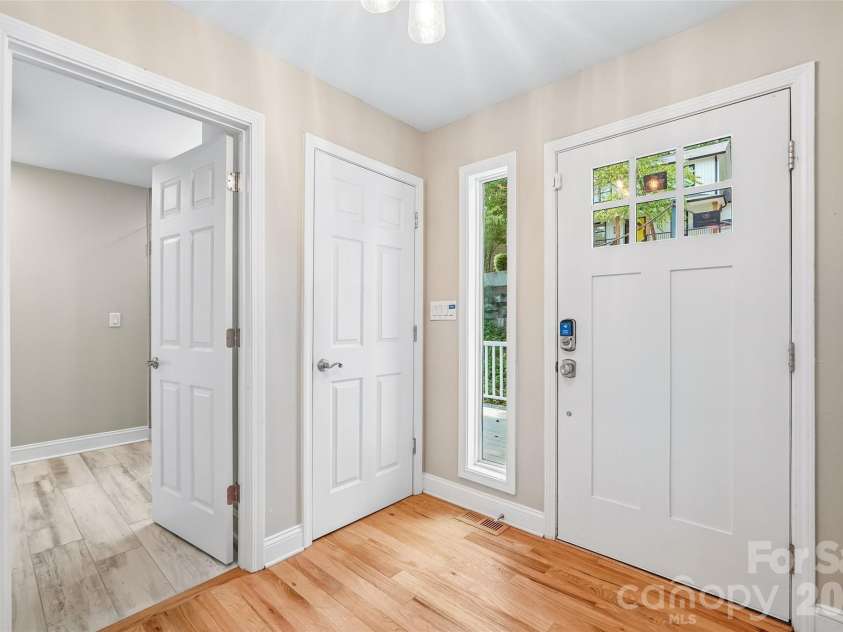 7022 Chelsea Day Lane, Fort Mill, SC 29708.  MLS# CAR4411409, YatesRealty ID 43534. 