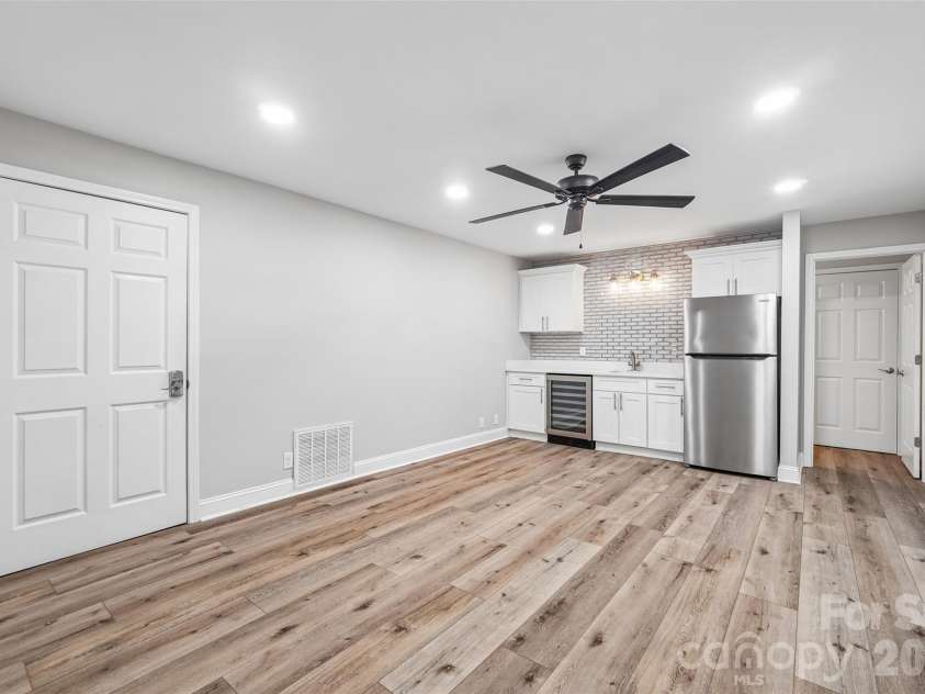 7022 Chelsea Day Lane, Fort Mill, SC 29708.  MLS# CAR4411409, YatesRealty ID 43534. 