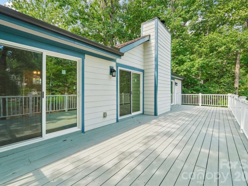 7022 Chelsea Day Lane, Fort Mill, SC 29708.  MLS# CAR4411409, YatesRealty ID 43534. 