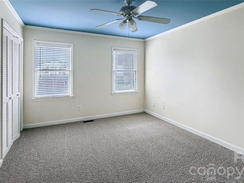 16539 Grapperhall Drive, Huntersville, NC 28078.  MLS# CAR4412768, YatesRealty ID 43537. 
