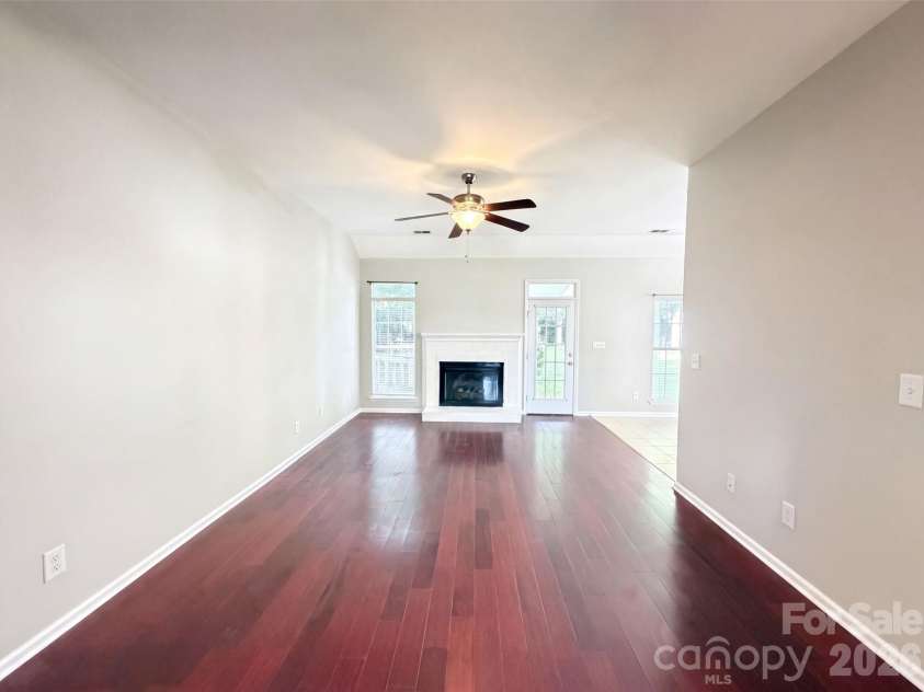 8536 Albury Walk Lane, Charlotte, NC 28277.  MLS# CAR4413156, YatesRealty ID 43538. 
