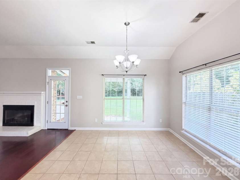 8536 Albury Walk Lane, Charlotte, NC 28277.  MLS# CAR4413156, YatesRealty ID 43538. 