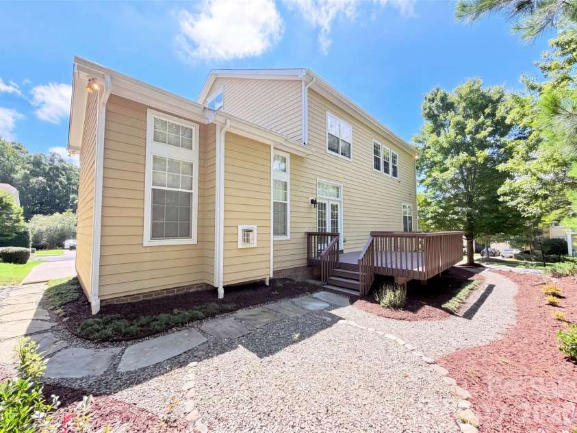 9928 Daufuskie Drive, Charlotte, NC 28278.  MLS# CAR4413308, YatesRealty ID 43539. 