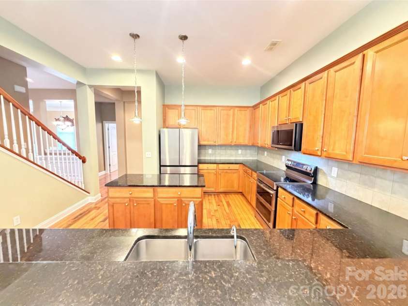 9928 Daufuskie Drive, Charlotte, NC 28278.  MLS# CAR4413308, YatesRealty ID 43539. 