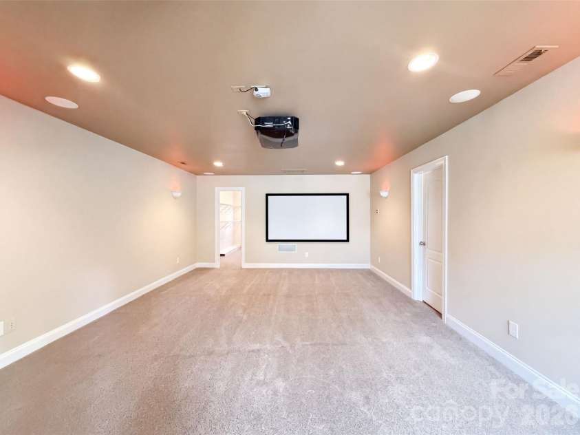 9928 Daufuskie Drive, Charlotte, NC 28278.  MLS# CAR4413308, YatesRealty ID 43539. 