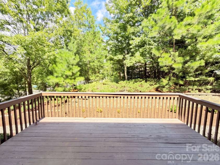 9928 Daufuskie Drive, Charlotte, NC 28278.  MLS# CAR4413308, YatesRealty ID 43539. 
