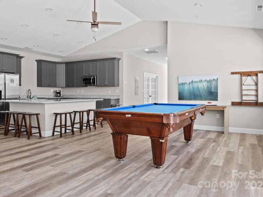 10 Chambers Garden Drive, Arden, NC 28704.  MLS# CAR4283808, YatesRealty ID 4354. Community Clubhouse