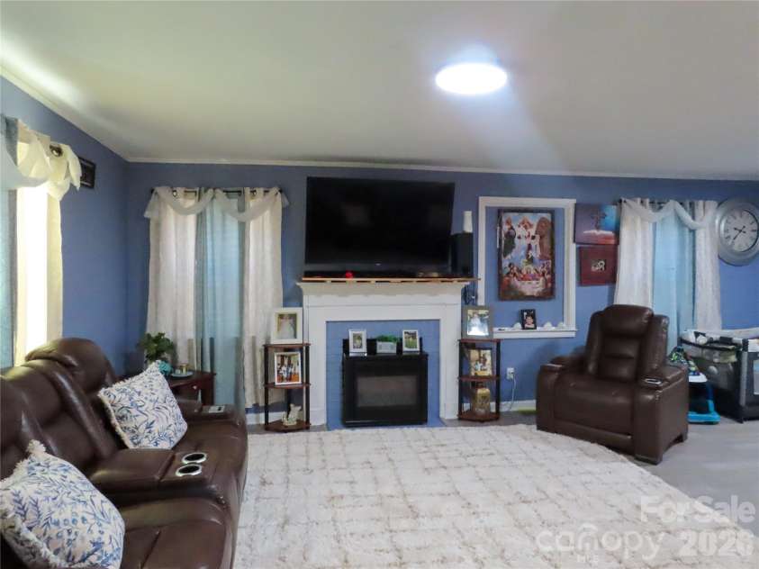 214 Springs Street, Lancaster, SC 29720.  MLS# CAR4311106, YatesRealty ID 4354. Living Room