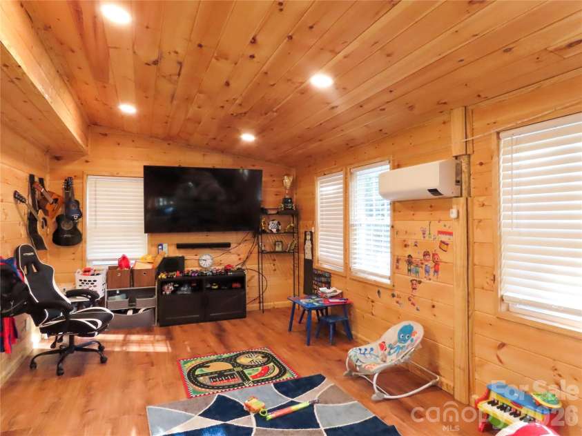 214 Springs Street, Lancaster, SC 29720.  MLS# CAR4311106, YatesRealty ID 4354. Third Bedroom