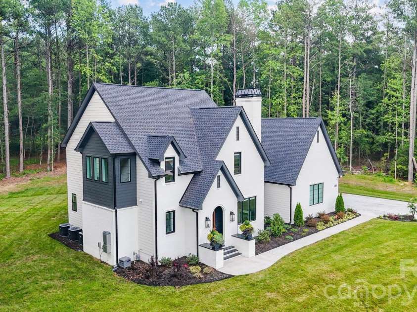 6528 Great Blue Path, Clover, SC 29710.  MLS# CAR4411573, YatesRealty ID 43543. 