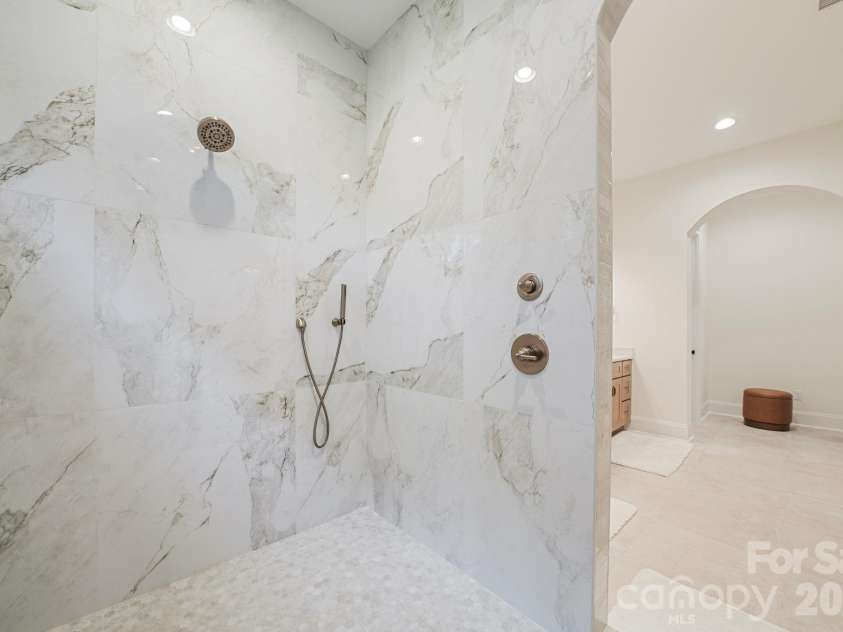 6528 Great Blue Path, Clover, SC 29710.  MLS# CAR4411573, YatesRealty ID 43543. 