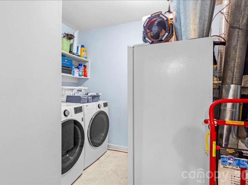 9614 Lone Oak Court, Charlotte, NC 28270.  MLS# CAR4410259, YatesRealty ID 43544. 