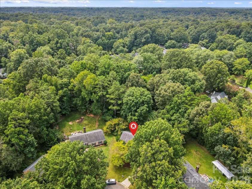 9614 Lone Oak Court, Charlotte, NC 28270.  MLS# CAR4410259, YatesRealty ID 43544. 