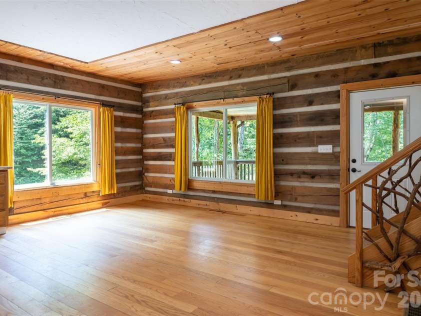 24 Gregory Hill Road, Fairview, NC 28730.  MLS# CAR4408771, YatesRealty ID 43545. 