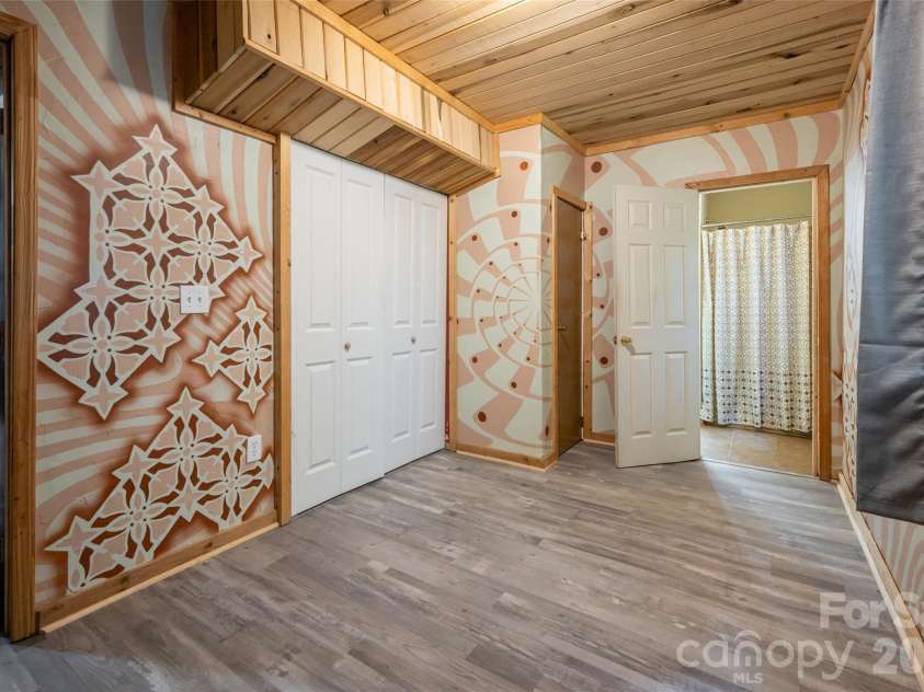 24 Gregory Hill Road, Fairview, NC 28730.  MLS# CAR4408771, YatesRealty ID 43545. 