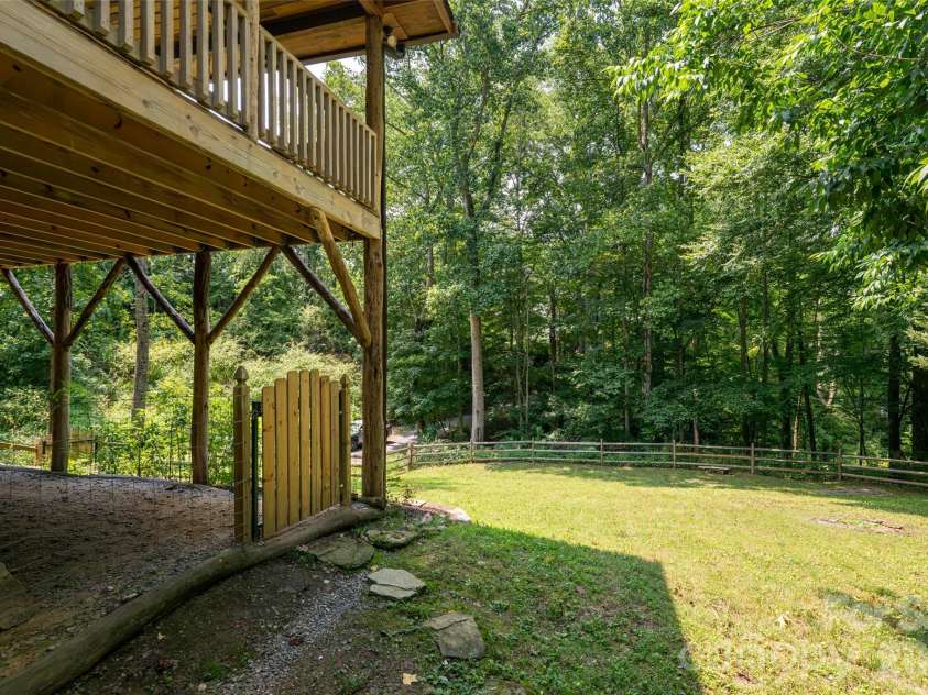 24 Gregory Hill Road, Fairview, NC 28730.  MLS# CAR4408771, YatesRealty ID 43545. 
