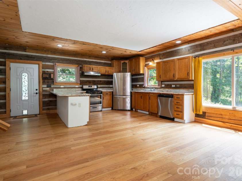 24 Gregory Hill Road, Fairview, NC 28730.  MLS# CAR4408771, YatesRealty ID 43545. Open Concept living between on the main level